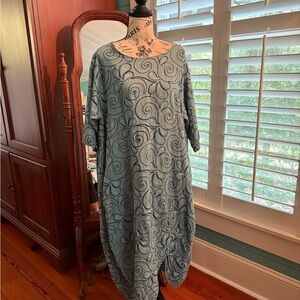 Camille & Co. Blue Swirl Patterned Medium Dress